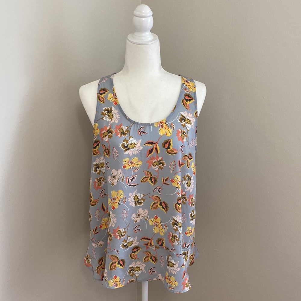 Loft Ruffle Hem Tank - Picture 2 of 9